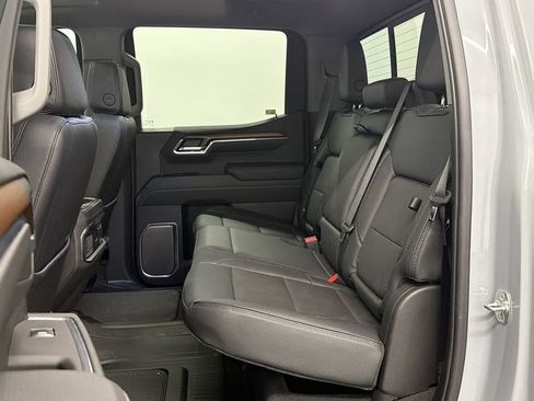 Used 2025 GMC Sierra 1500 Denali w/ Technology Package AWD/4WD image 21