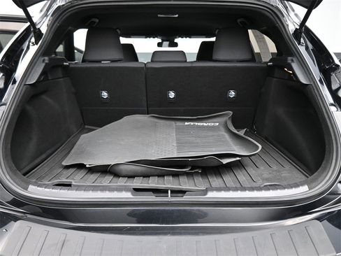 Used 2022 Toyota Corolla SE image 16