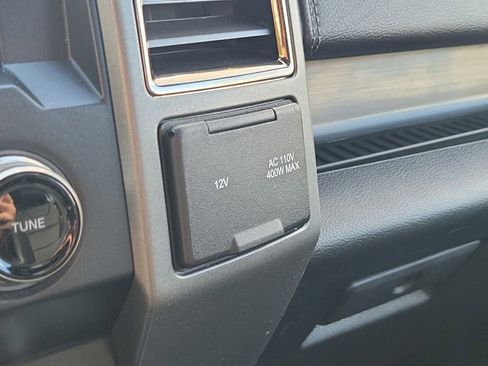 Used 2019 Ford F150 Raptor w/ Equipment Group 802A Luxury image 38