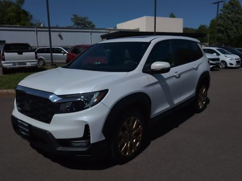 Used 2023 Honda Passport EX-L image 25