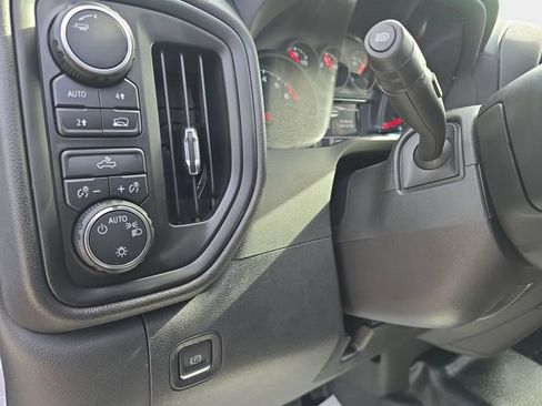 Used 2022 Chevrolet Silverado 1500 W/T w/ WT Value Package image 27