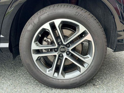 Certified 2025 Audi Q5 Premium w/ Convenience Package AWD/4WD image 27