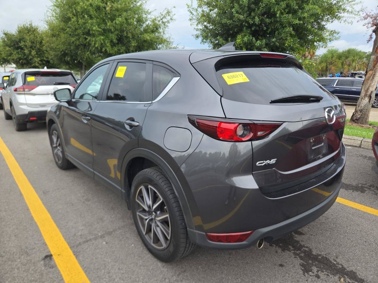 Used 2018 MAZDA CX-5 Touring w/ Preferred Equipment Package FWD image 14