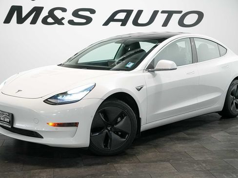 Used 2018 Tesla Model 3 Long Range RWD image 2