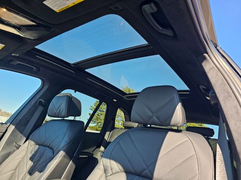 New 2026 BMW X5 xDrive40i w/ Executive Package image 60