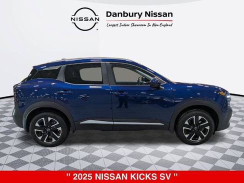 Certified 2025 Nissan Kicks SV w/ SV Premium Package AWD/4WD image 2