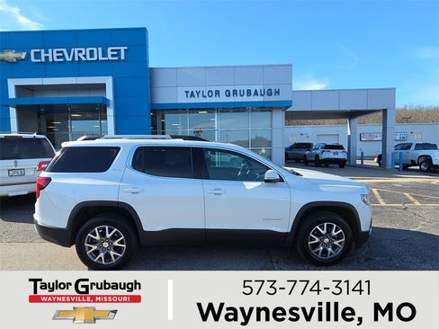 Used 2023 GMC Acadia SLT w/ Trailering Package image 1