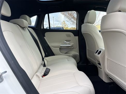 New 2026 Mercedes-Benz GLA 250 GLA 250 image 17