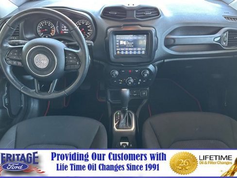 Used 2018 Jeep Renegade Altitude image 13