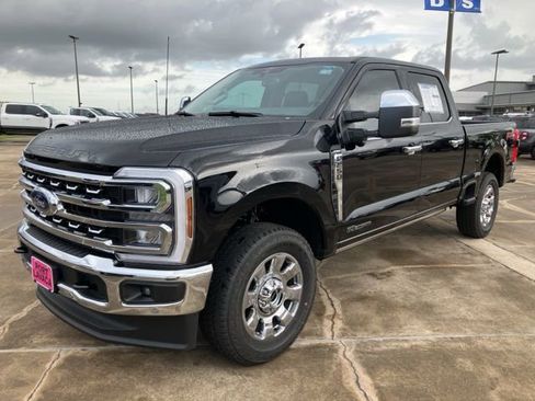 New 2025 Ford F250 Lariat w/ Lariat Ultimate Package image 3