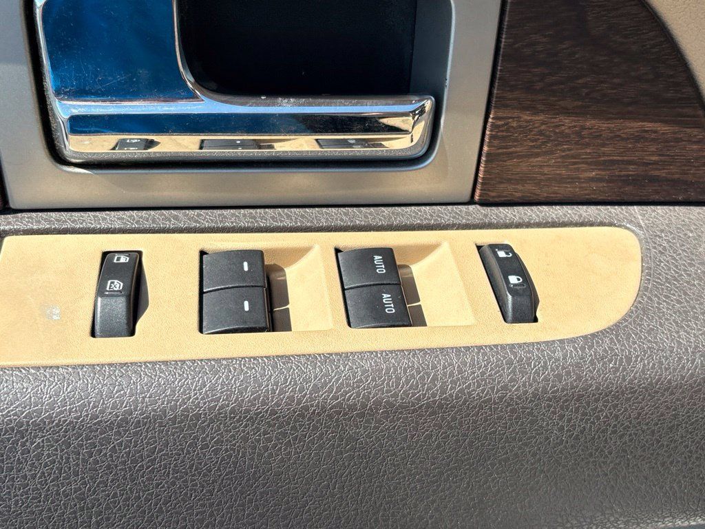 Used 2013 Ford F150 Lariat w/ Mid Equipment Group AWD/4WD image 8