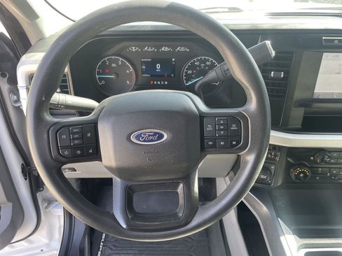 Used 2024 Ford F250 XLT w/ FX4 Off-Road Package image 13