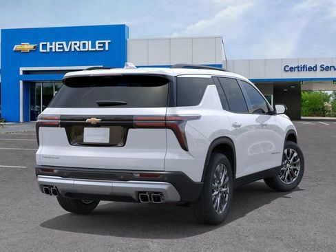 New 2026 Chevrolet Traverse LT w/ Sun and Wheel Package image 4
