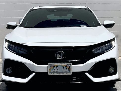 Used 2018 Honda Civic Sport Touring image 6