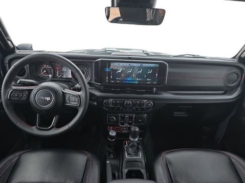 Used 2024 Jeep Wrangler Unlimited Rubicon image 9