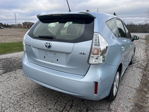 Used 2012 Toyota Prius V Three image 7
