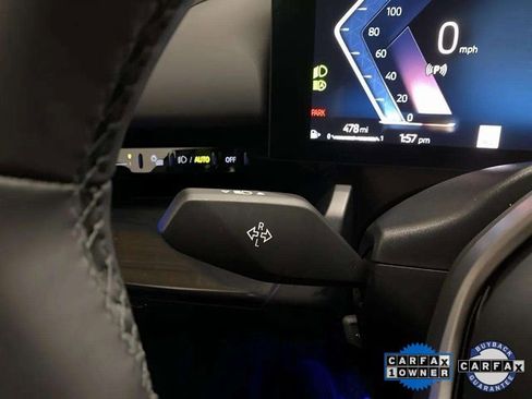 Used 2025 BMW 530i xDrive image 39