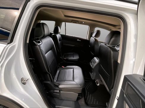 Used 2023 Volkswagen Atlas SEL R-Line AWD/4WD image 20