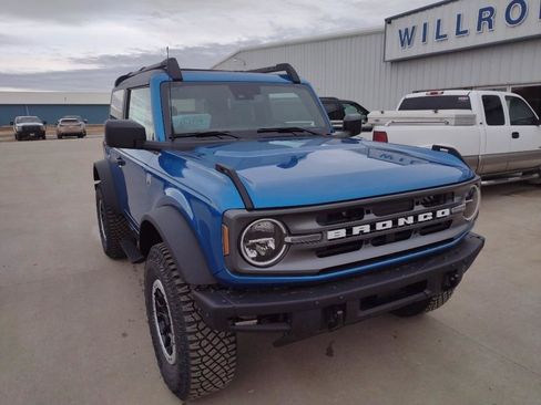 New 2024 Ford Bronco Big Bend w/ Sasquatch Package AWD/4WD image 4