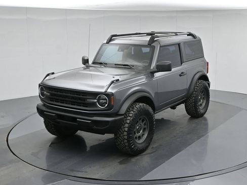 Used 2021 Ford Bronco Base image 33