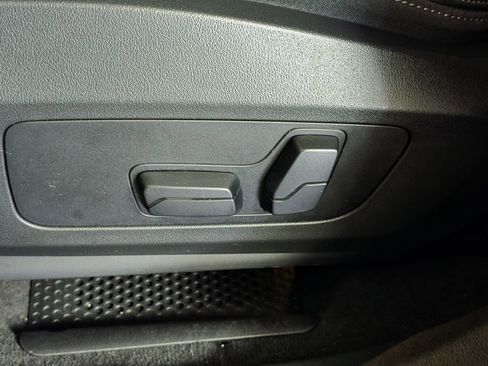 Used 2024 BMW X1 xDrive28i w/ Premium Package image 16