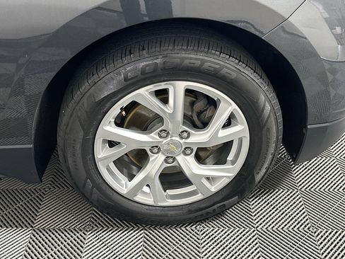 Used 2020 Chevrolet Equinox LT image 11