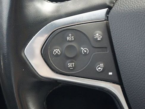 Certified 2023 Chevrolet Traverse LT image 9