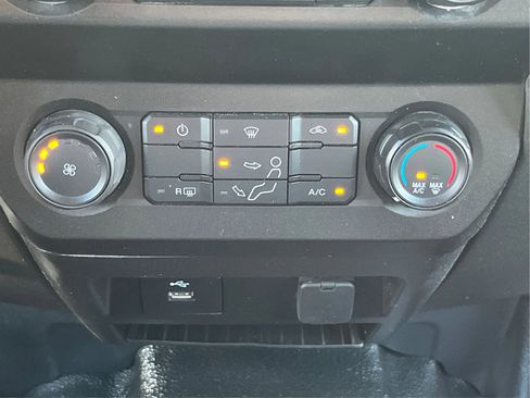 Used 2022 Ford F250 XL w/ Power Equipment Group image 31