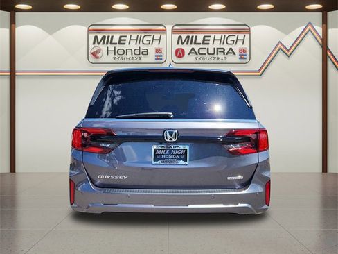 New 2026 Honda Odyssey Touring image 5
