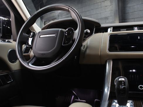 Used 2019 Land Rover Range Rover Sport Supercharged image 47