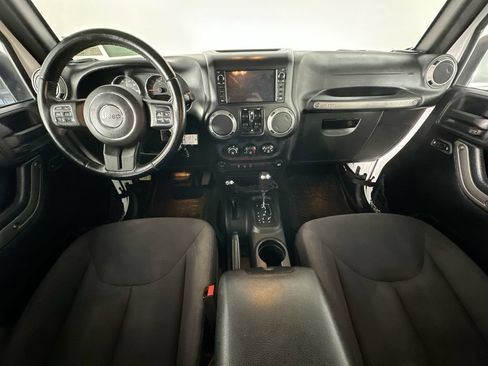 Used 2015 Jeep Wrangler Unlimited Sport w/ Quick Order Package 24S AWD/4WD image 10