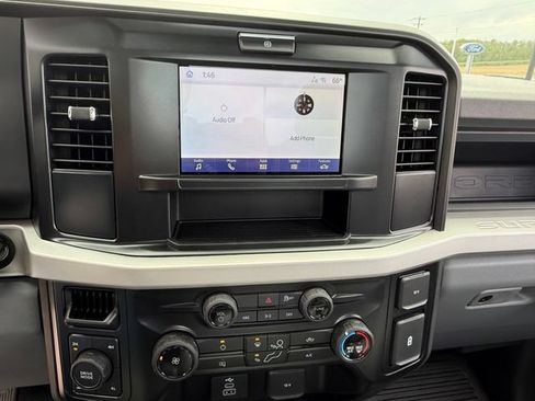 New 2026 Ford F250 XL w/ XL Off-Road Package AWD/4WD image 15