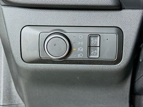 Used 2025 Ford Escape Active image 17