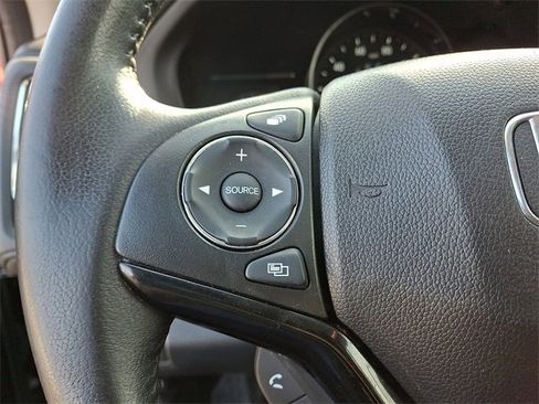 Used 2019 Honda HR-V EX-L image 21