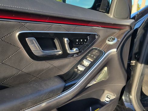 Certified 2023 Mercedes-Benz S 580 4MATIC Sedan image 23