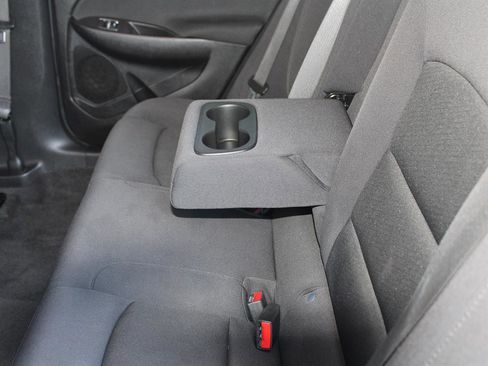 Used 2022 Chevrolet Malibu LT image 34