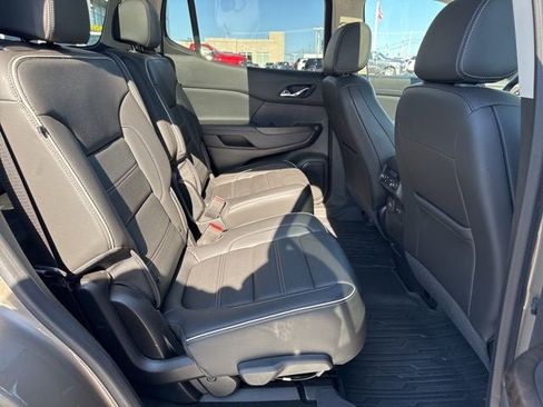 Used 2023 GMC Acadia Denali w/ Denali Technology Package AWD/4WD image 26