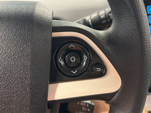 Used 2016 Toyota Prius Two FWD image 24
