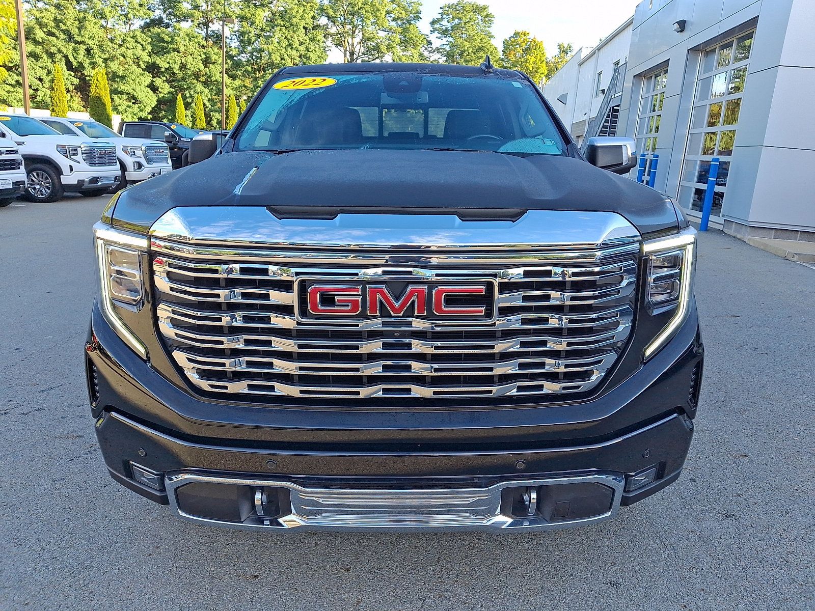Certified 2022 GMC Sierra 1500 Denali AWD/4WD image 2