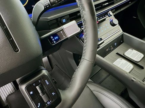 New 2026 Hyundai Santa Fe Calligraphy FWD image 15