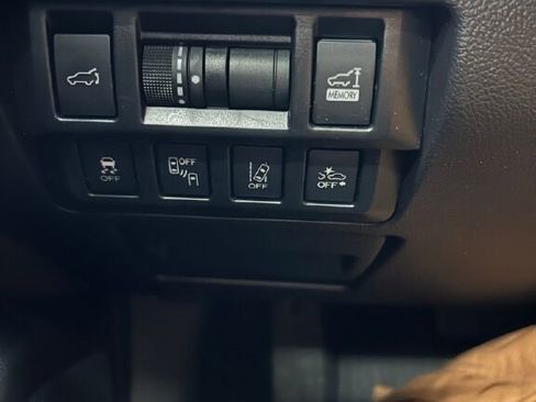 Used 2019 Subaru Outback 2.5i Limited image 14