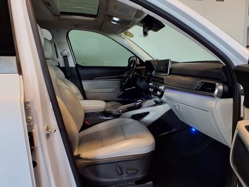 Used 2021 Kia Telluride SX w/ SX Prestige Package image 13