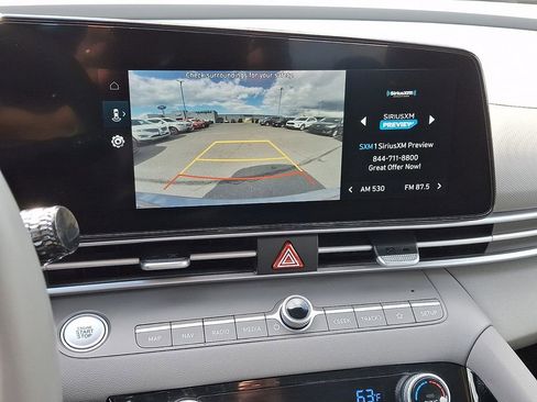Used 2023 Hyundai Elantra SEL w/ Convenience Package FWD image 17