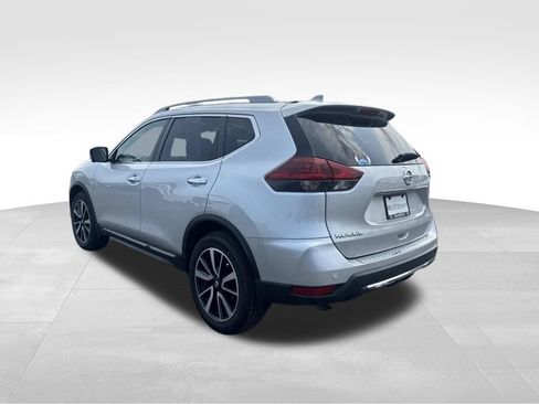Used 2019 Nissan Rogue SL w/ Premium Package AWD/4WD image 4