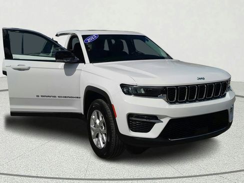 Used 2023 Jeep Grand Cherokee Limited image 8