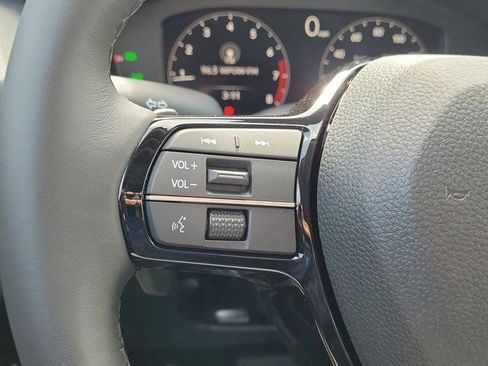 New 2026 Acura Integra FWD image 15