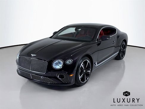 Used 2021 Bentley Continental GT image 4