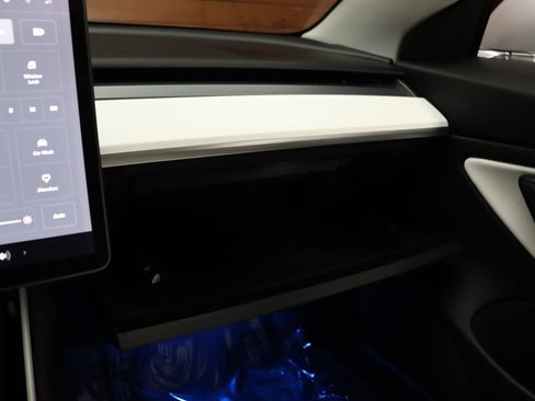 Used 2020 Tesla Model 3 Performance image 49