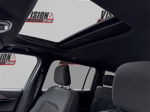 Used 2025 Jeep Grand Cherokee L Laredo w/ Luxury Tech Group I image 21