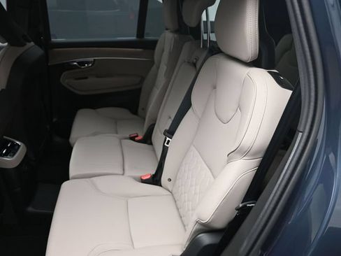 New 2026 Volvo XC90 T8 Plus w/ Protection Package Premier AWD/4WD image 22